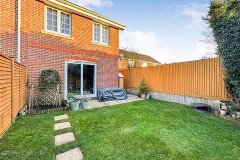 3 bedroom end of terrace house for sale, Rowe Gardens, Poole BH12