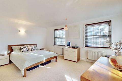 2 bedroom maisonette to rent, Highgate High Street, London N6