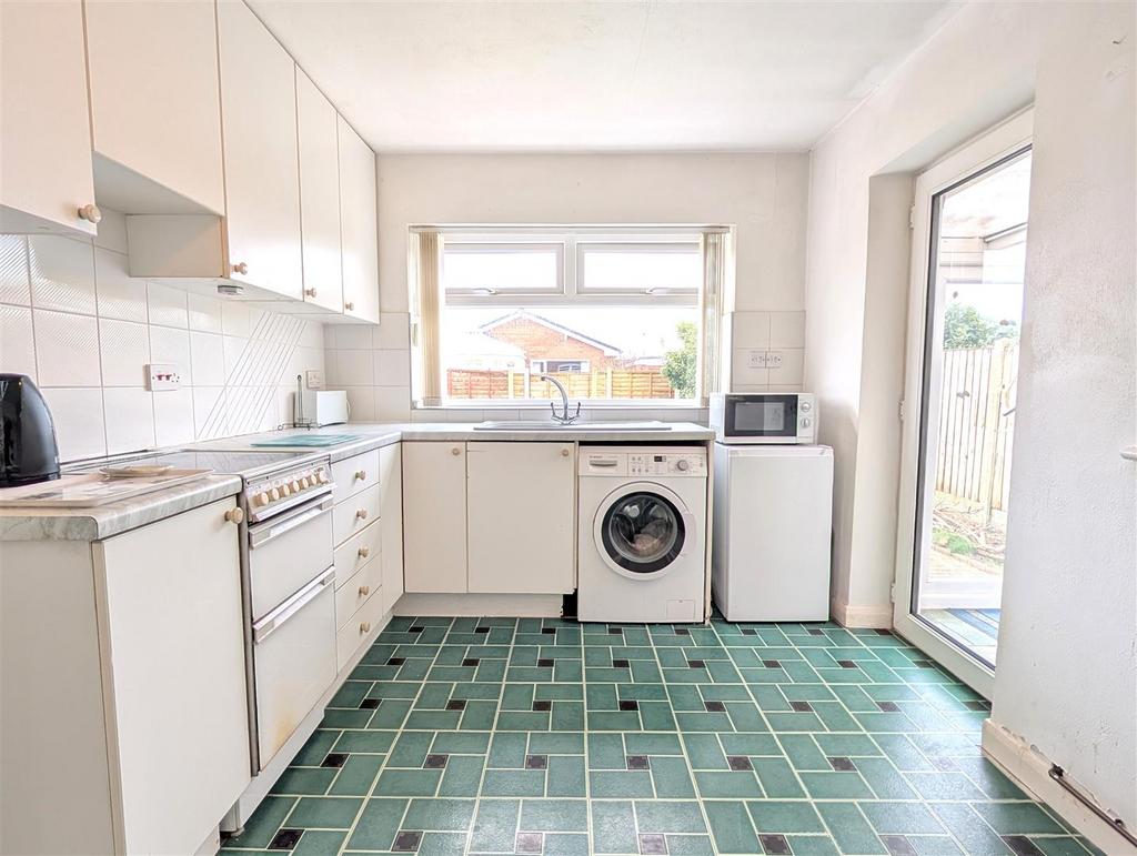 Dining kitchen