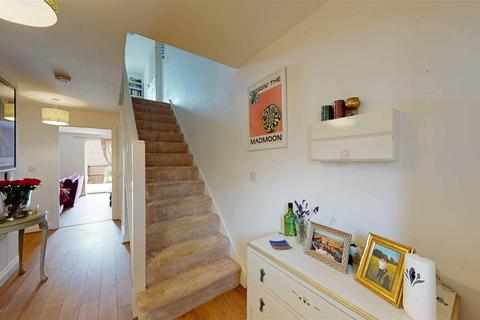 undefined, Groves Crescent, Stamford