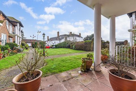 1 bedroom flat for sale, Sussex Road, Petersfield, Hampshire