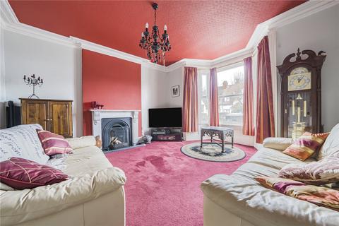 5 bedroom property for sale, Connaught Road, Teddington