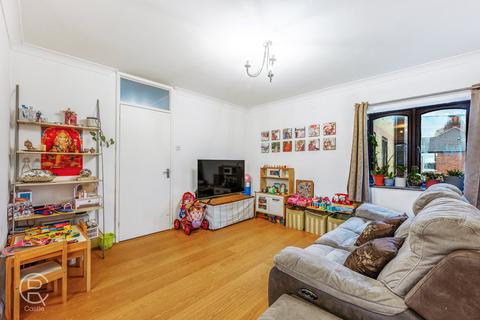 1 bedroom flat for sale, Kipling Court  Greenford Avenue, Hanwell, London, W7