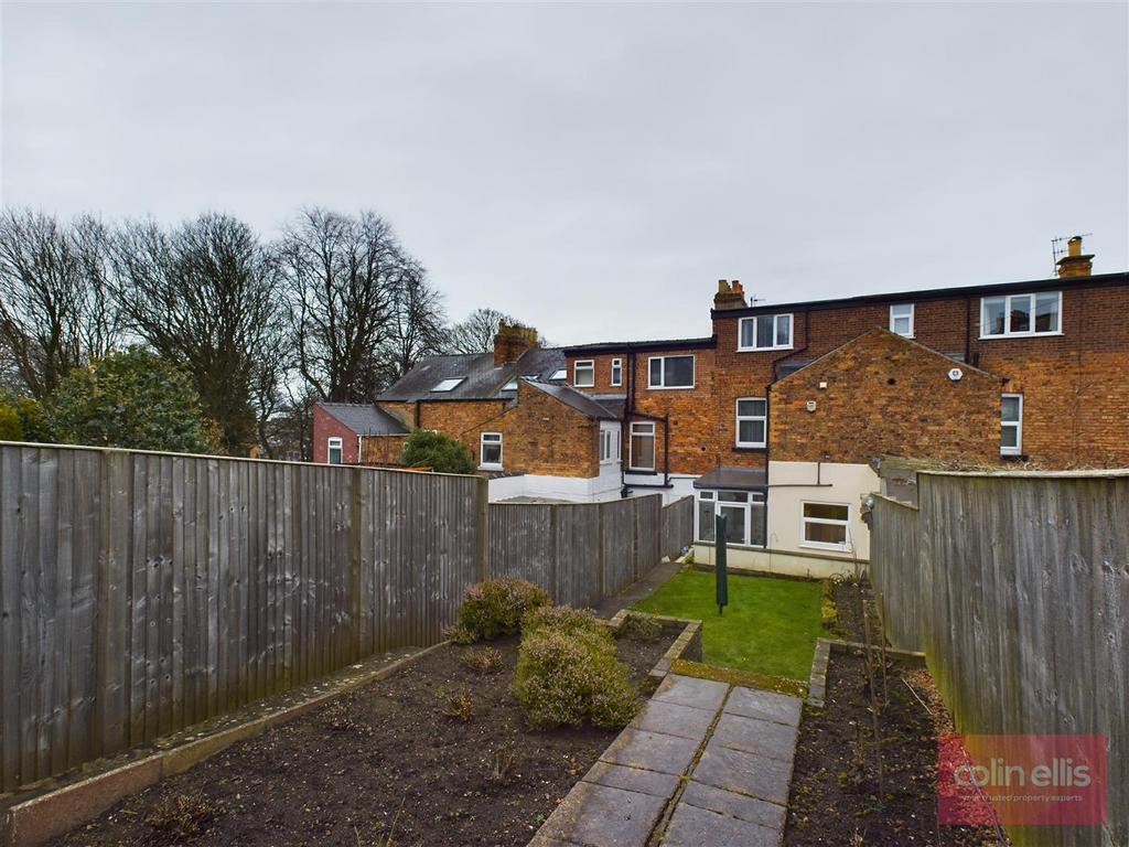 CAM05075 G0-PR0015-STILL022.jpg