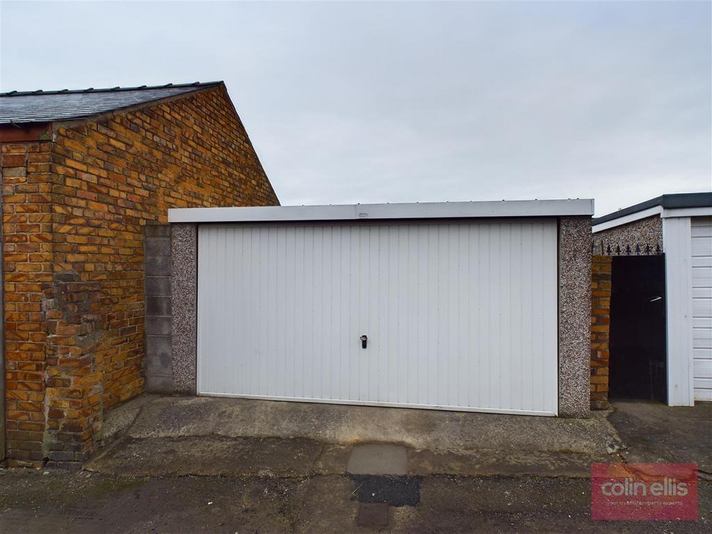 CAM05075 G0-PR0015-STILL024.jpg