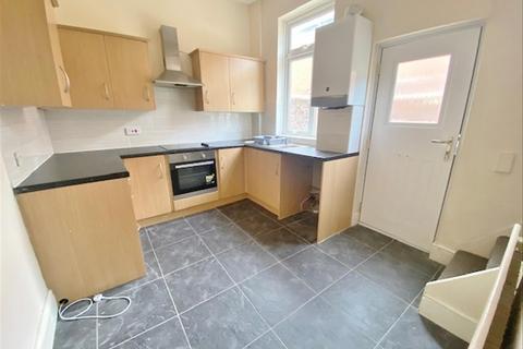 2 bedroom house to rent, Villiers Street, Preston PR1