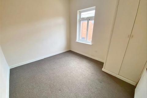 2 bedroom house to rent, Villiers Street, Preston PR1