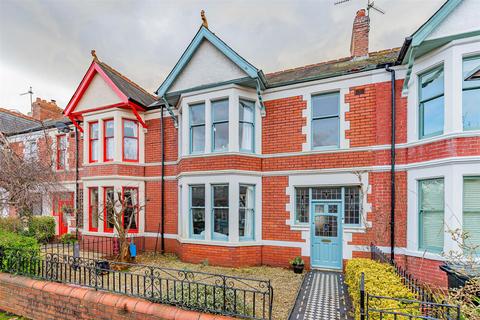 33 Axminster Road, Cardiff, CF23 5AR