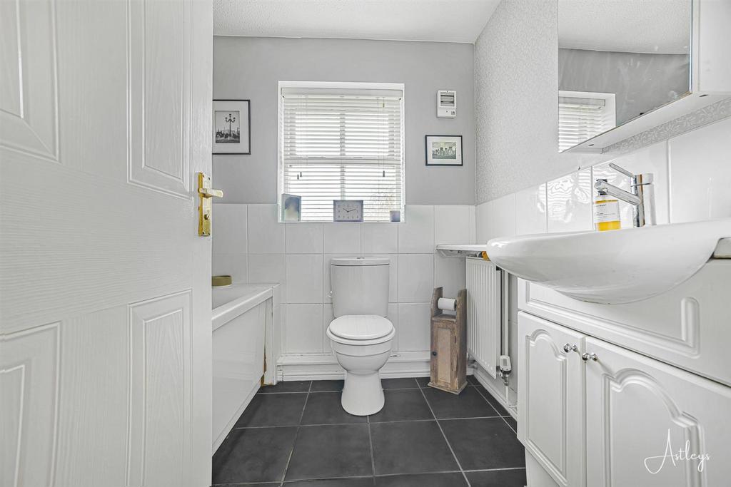 Family bathroom