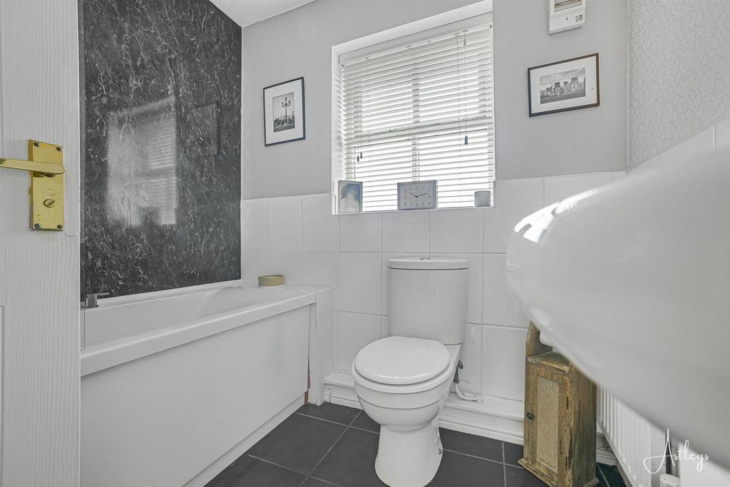 Family bathroom