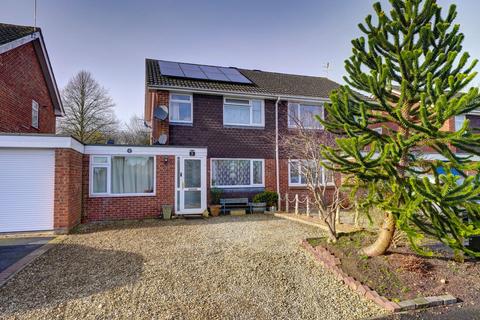 4 bedroom semi-detached house for sale, Blacksmiths Close, South Littleton, WR11