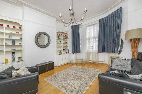 2 bedroom flat to rent, Comeragh Road, London W14