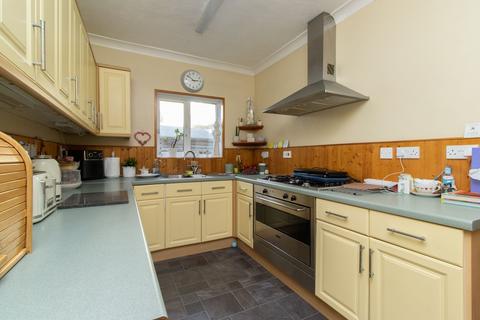 4 bedroom chalet for sale, Station Road, Herne Bay, CT6