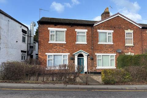 4 bedroom flat for sale, Crewe Road, Sandbach CW11