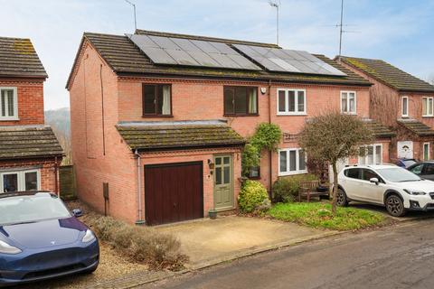 3 bedroom semi-detached house for sale, Gravett Close, Henley-on-Thames RG9