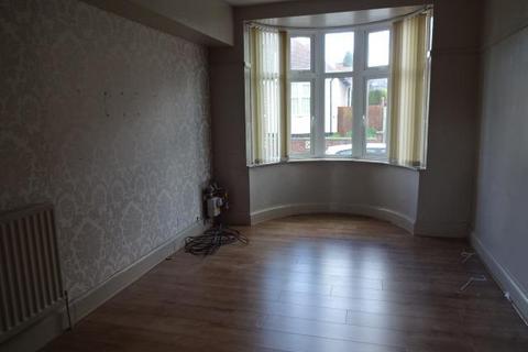 3 bedroom house to rent, Regent Street, Oadby