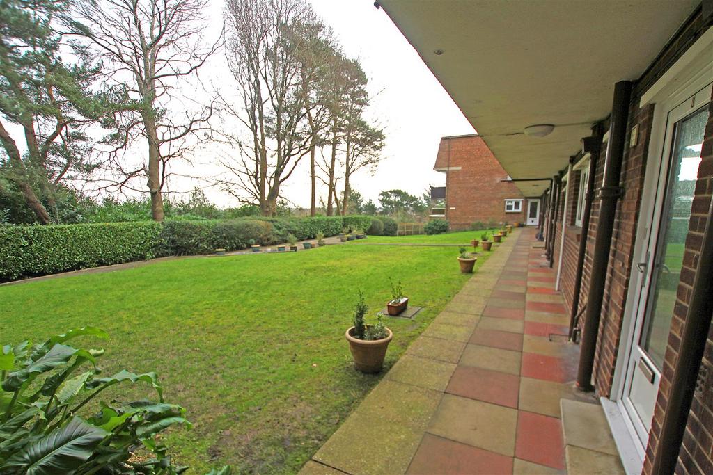 Communal garden.jpg