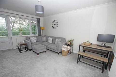 2 bedroom flat for sale, Redhill Drive, Bournemouth