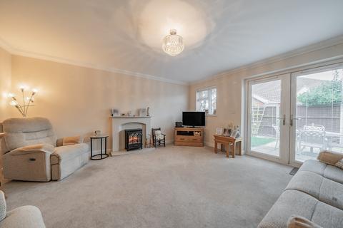 2 bedroom bungalow for sale, Bramble Way, Clacton-on-Sea, Essex