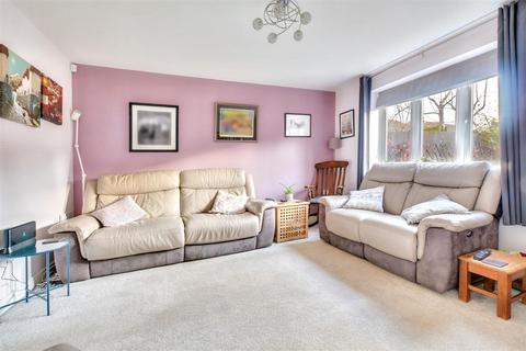 4 bedroom detached house for sale, Longue Drive, Calverton, Nottingham