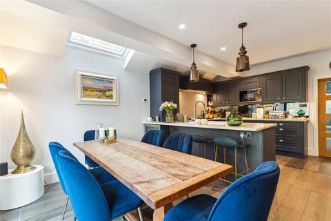 4 bedroom terraced house for sale, Hydethorpe Road, SW12