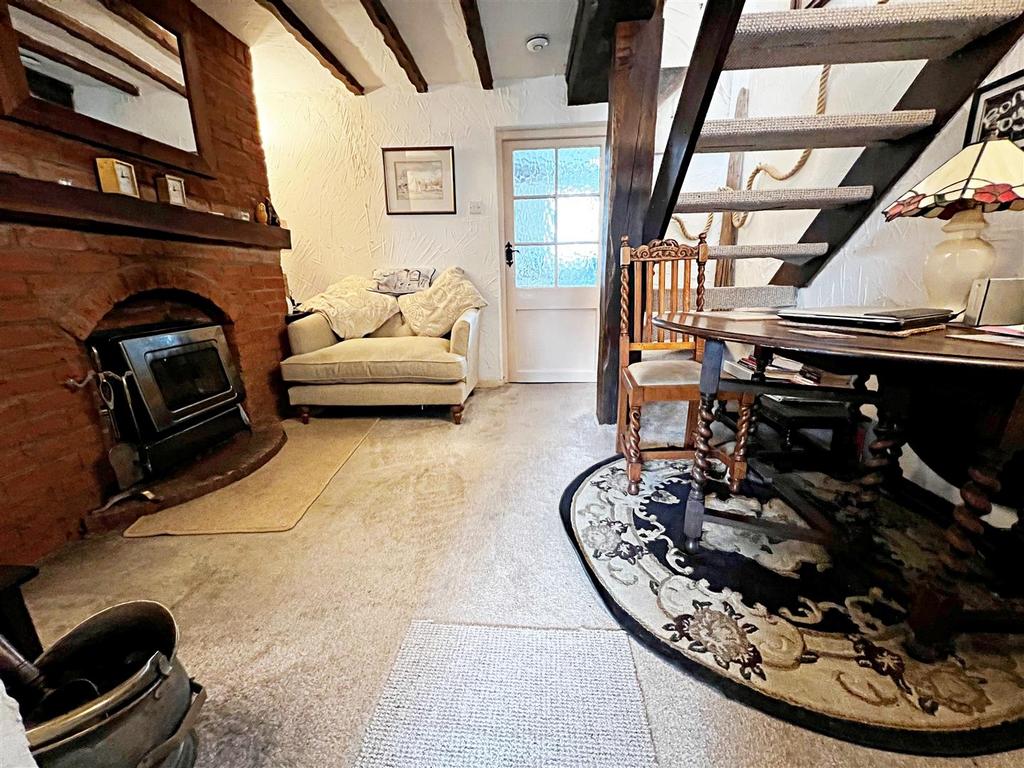 Middle room