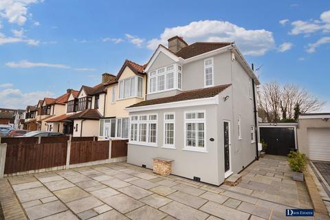 3 bedroom semi-detached house for sale, Northumberland Avenue, Hornchurch, RM11