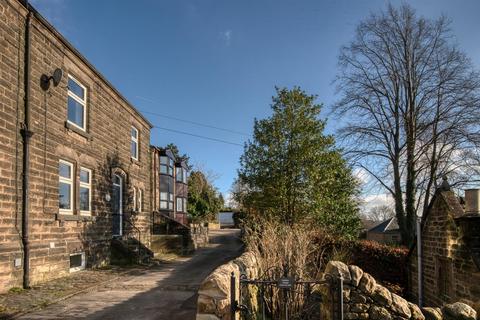 4 bedroom end of terrace house for sale, Wellfield, Matlock DE4