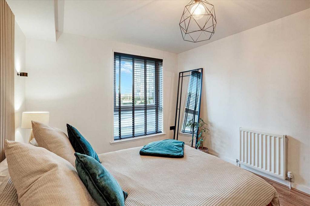 Bedroom One (1)