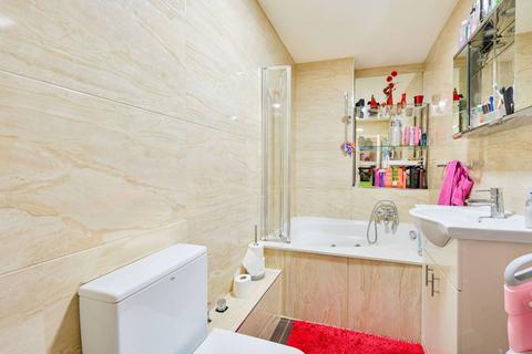 4 bedroom semi-detached house for sale, Rossall Crescent, West Twyford, London, NW10