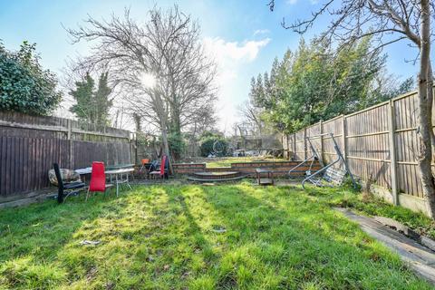 Rossall Crescent, West Twyford, London, NW10