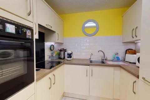 1 bedroom flat for sale, Victoria Parade, Ramsgate, CT11