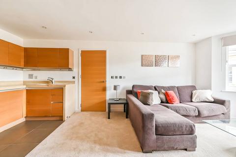 2 bedroom flat to rent, Wendle Square, Battersea Park, London, SW11