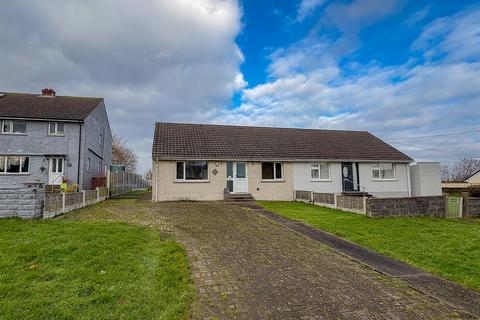 4 bedroom detached bungalow for sale, 13 South View, Hook