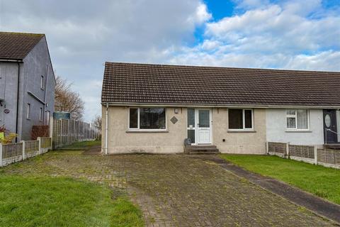 4 bedroom detached bungalow for sale, 13 South View, Hook