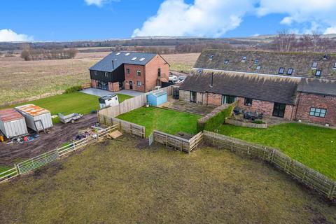 4 bedroom barn conversion for sale, Ladys Walk, Ormskirk L40