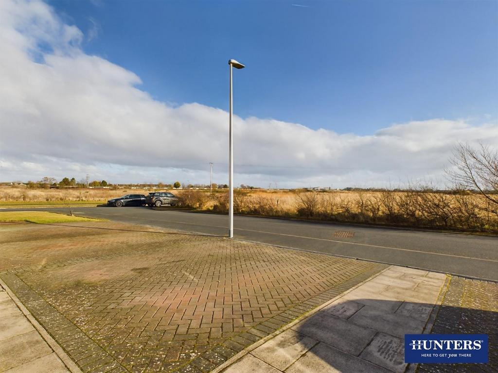 Driveway/Parking