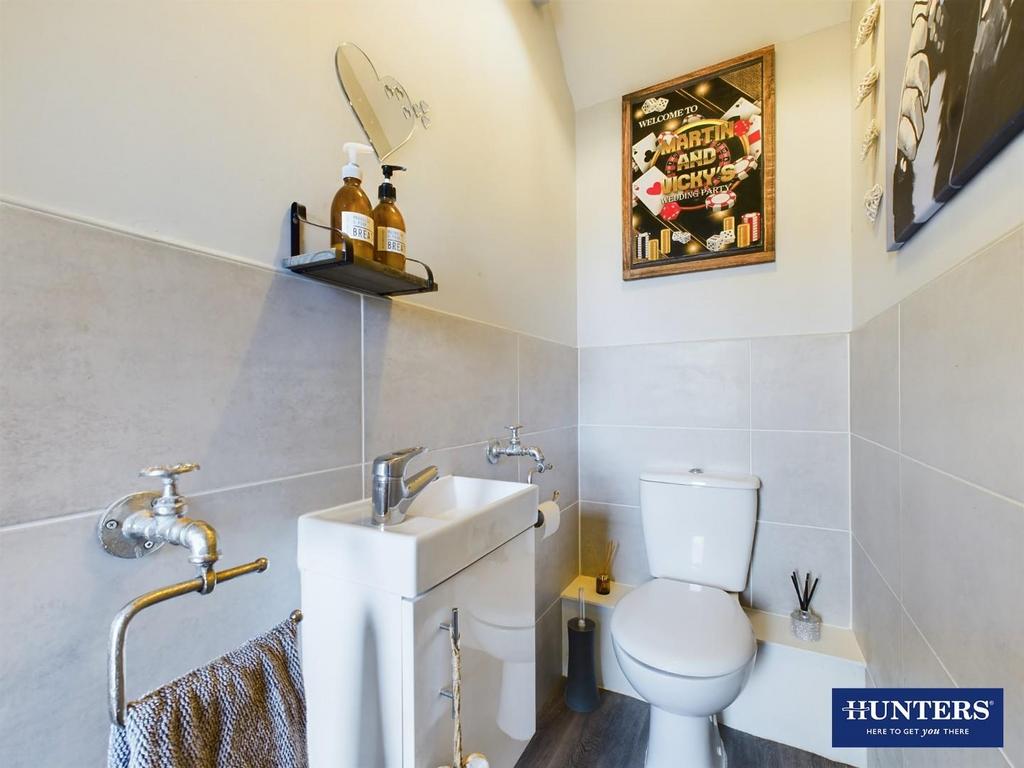 WC/Cloakroom