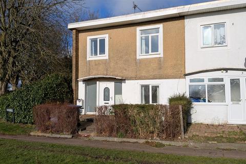 3 bedroom end of terrace house to rent, Grove Lea, Hatfield