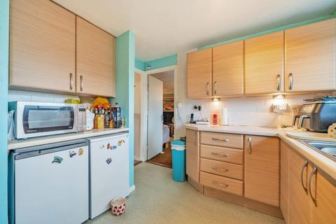 2 bedroom maisonette for sale, High Wycombe,  Buckinghamshire,  HP13