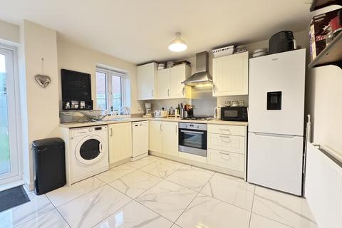 3 bedroom end of terrace house for sale, Rhodfa Cambo, Barry