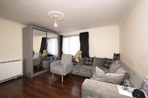 2 bedroom flat for sale, Maple Court, Spring Close, Dagenham, RM8