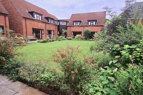 2 bedroom terraced house for sale, Heritage Court, Glastonbury