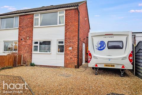 3 bedroom semi-detached house for sale, Sixth Avenue, Grantham