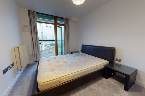 2 bedroom apartment to rent, Hanover Avenue, London, E16
