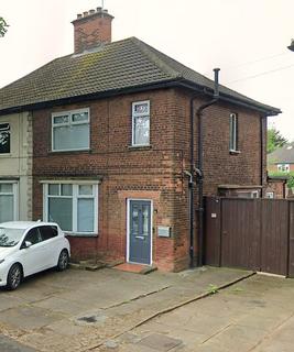 3 bedroom semi-detached house to rent, Crosby Avenue, Scunthorpe DN15