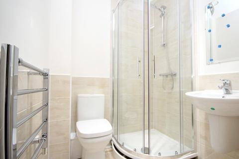 2 bedroom apartment to rent, Stafford Avenue, Hornchurch, Essex, RM11