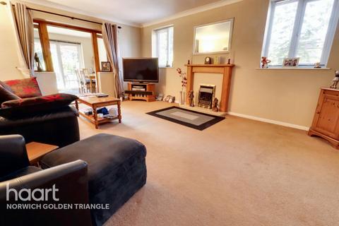 23 Broadhurst Road, Norwich, NR4 6RD