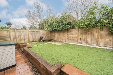 4 bedroom semi-detached house for sale, Sturgess Avenue, London NW4