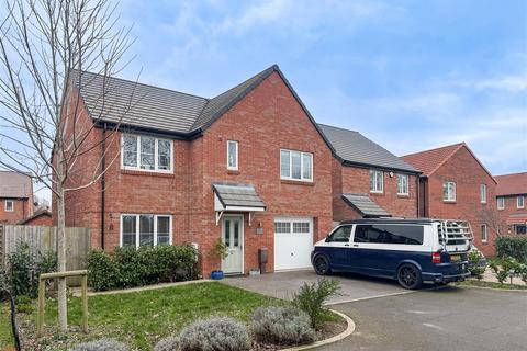 16 Berry Close, Fareham, PO16 9FJ